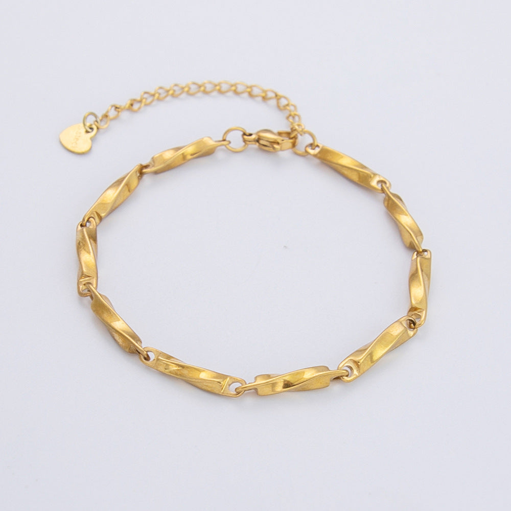 Celyssa Minimal Twist Bracelet