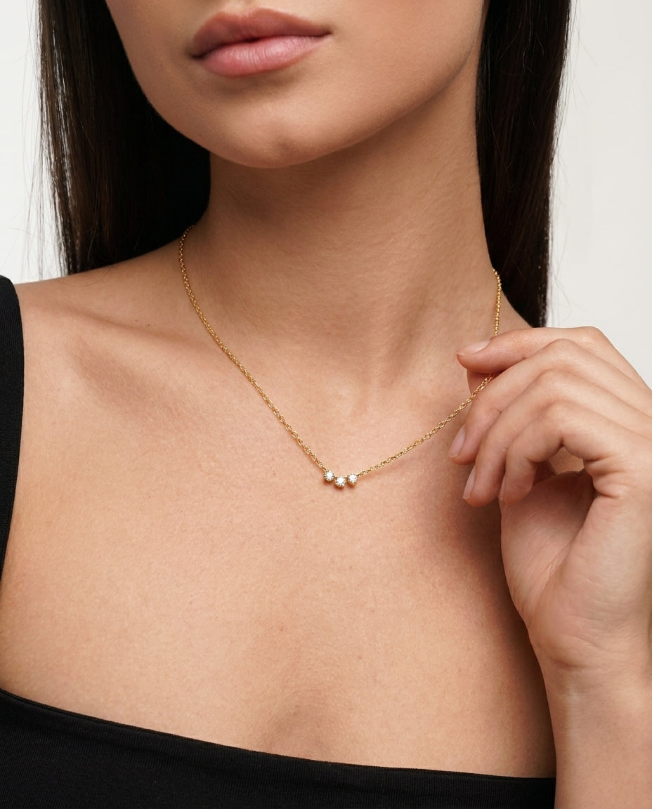 Celyssa Mika Pendant Necklace in Silver