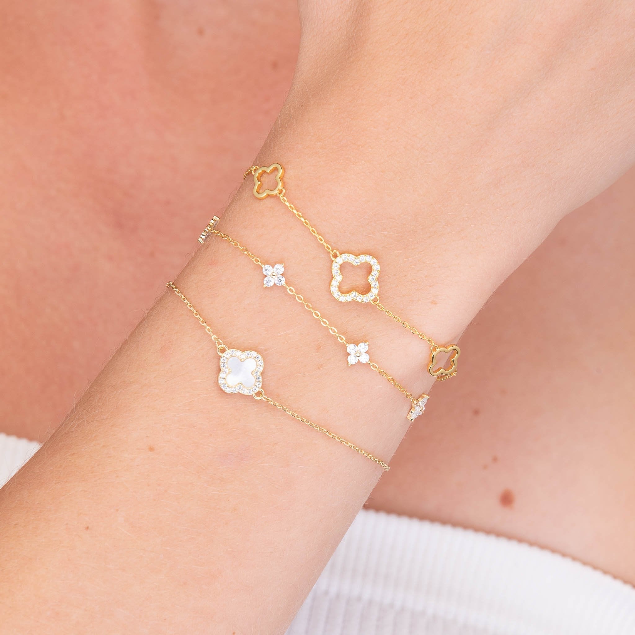 Celyssa Serena Clover Station Bracelet in Sterling Silver