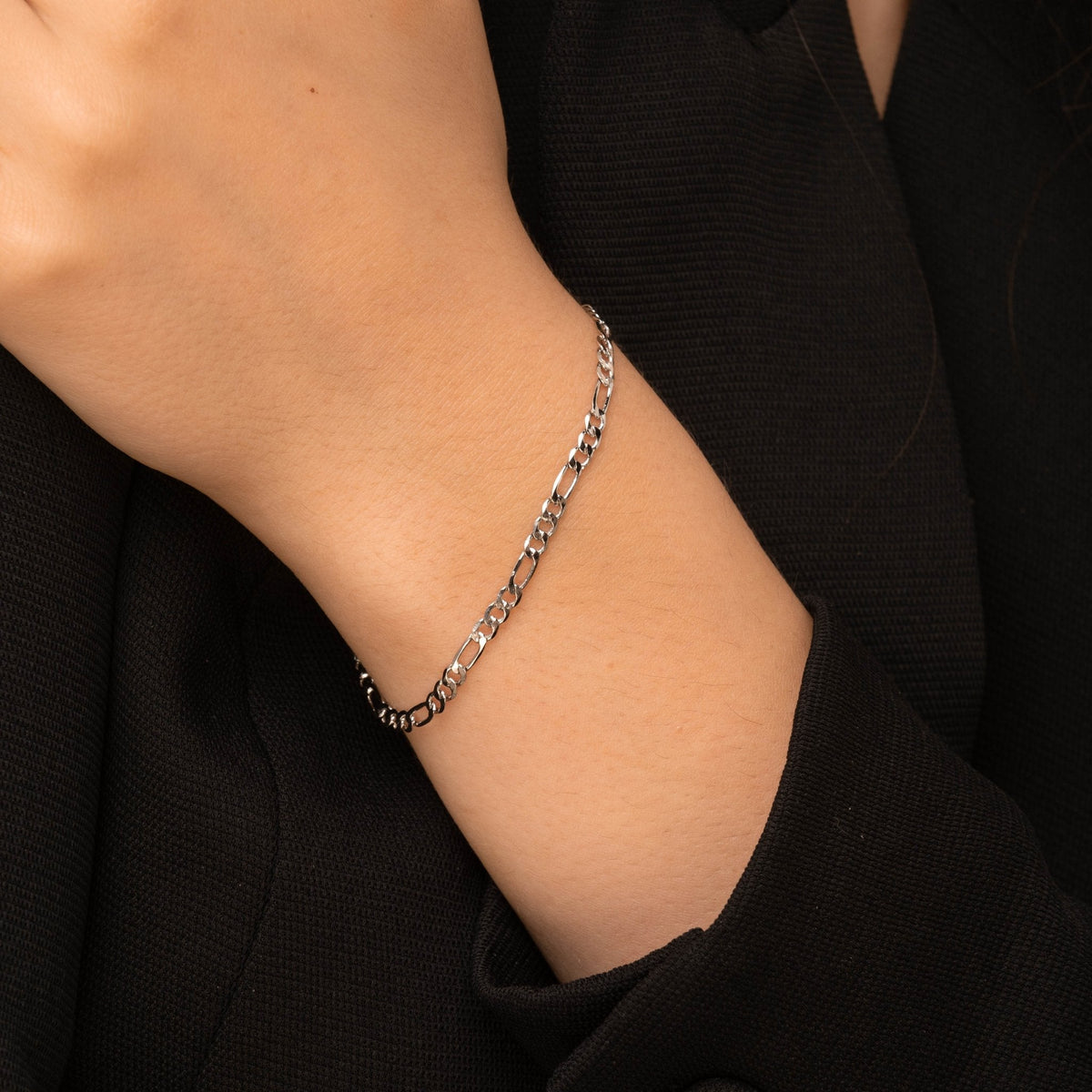 Celyssa Classic Figaro Chain Bracelet