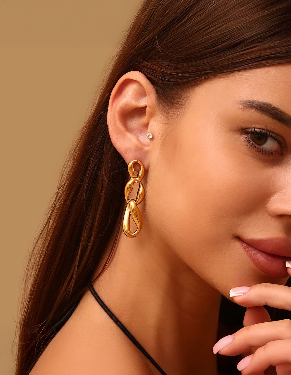 Celyssa Fluidity Chain Drop Earrings in Silver