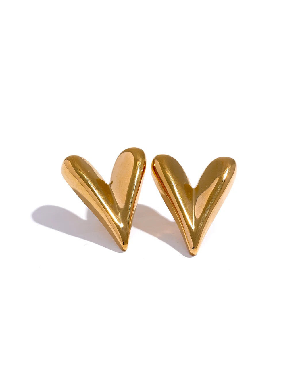 Celyssa Wandering Heart Drop Earrings in Gold