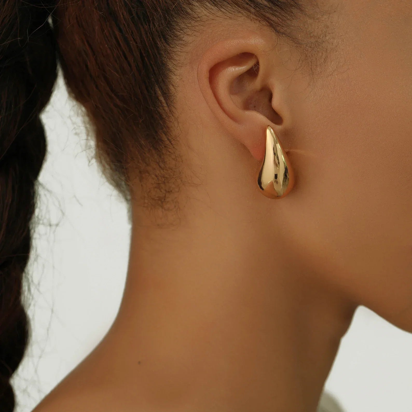 Celyssa Vienne Teardrop Drop Earrings in Silver