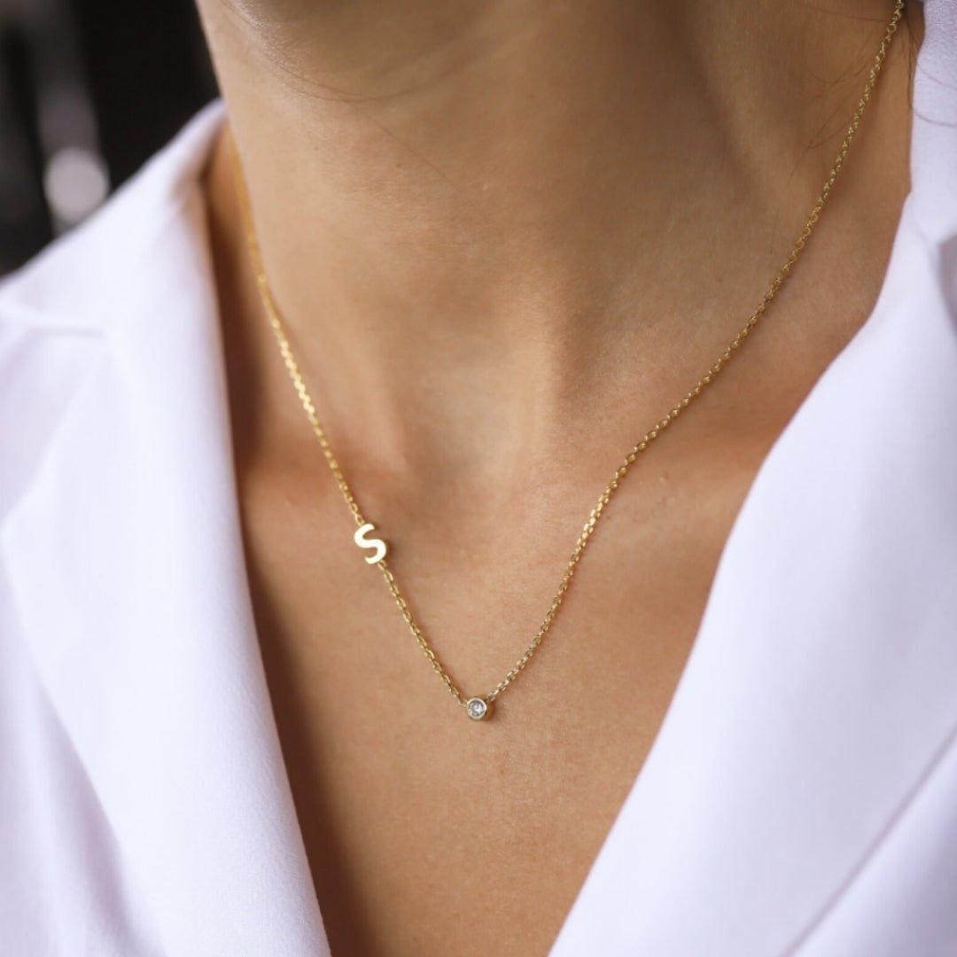 Celyssa Sideways Pavé Initial Letter Necklace in 18K Gold Vermeil / I