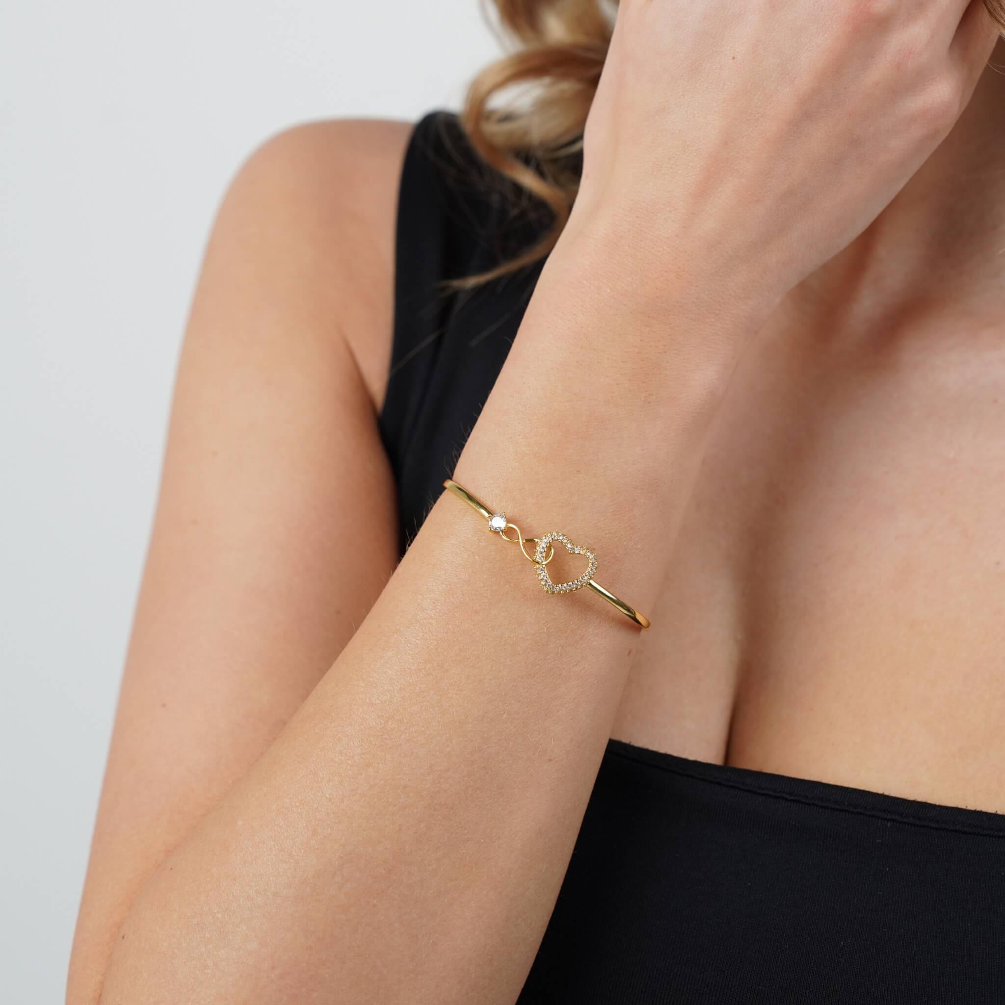 Celyssa Infinity Heart Charm Bracelet in Rose Gold