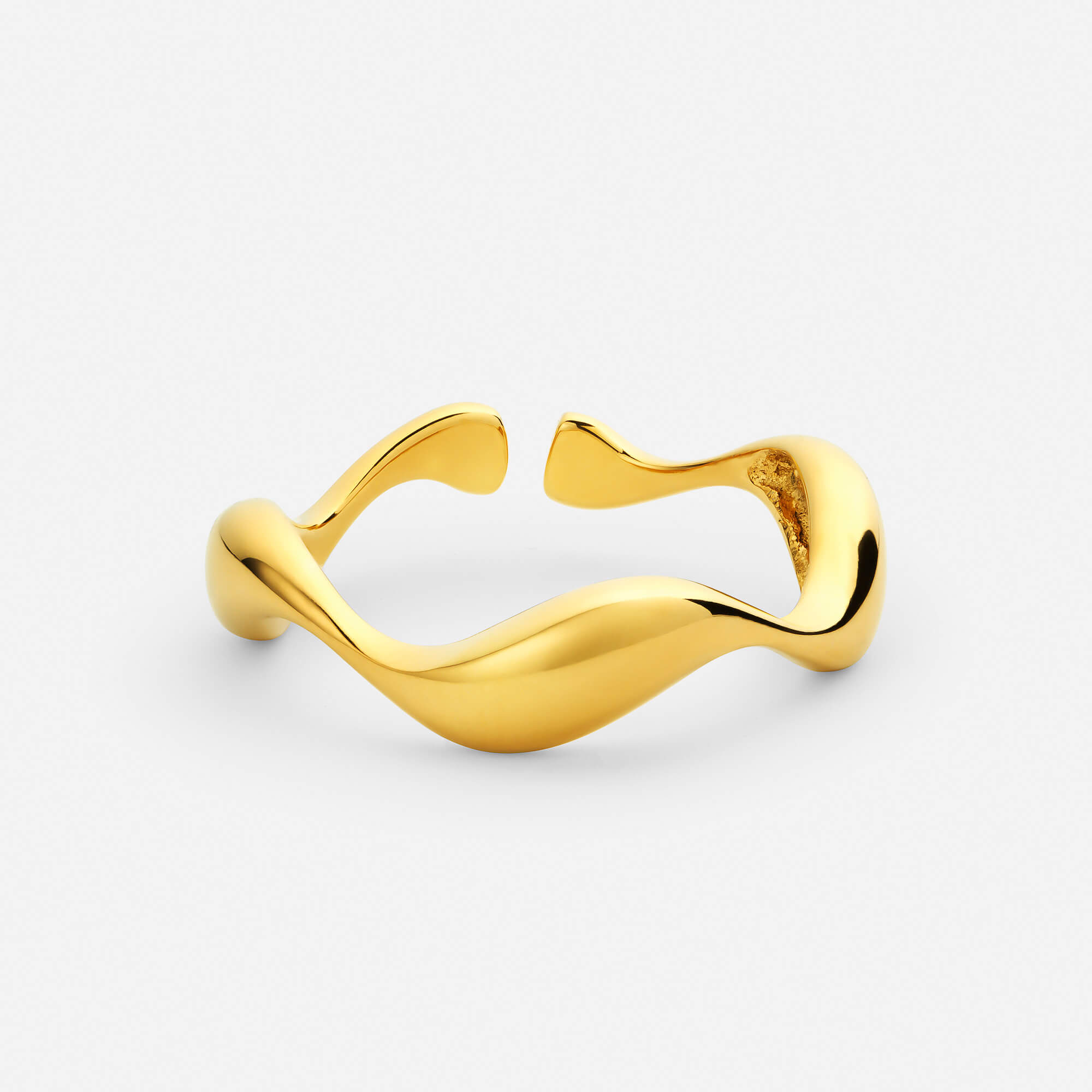 Celyssa Océane Adjustable Wave Ring in Gold