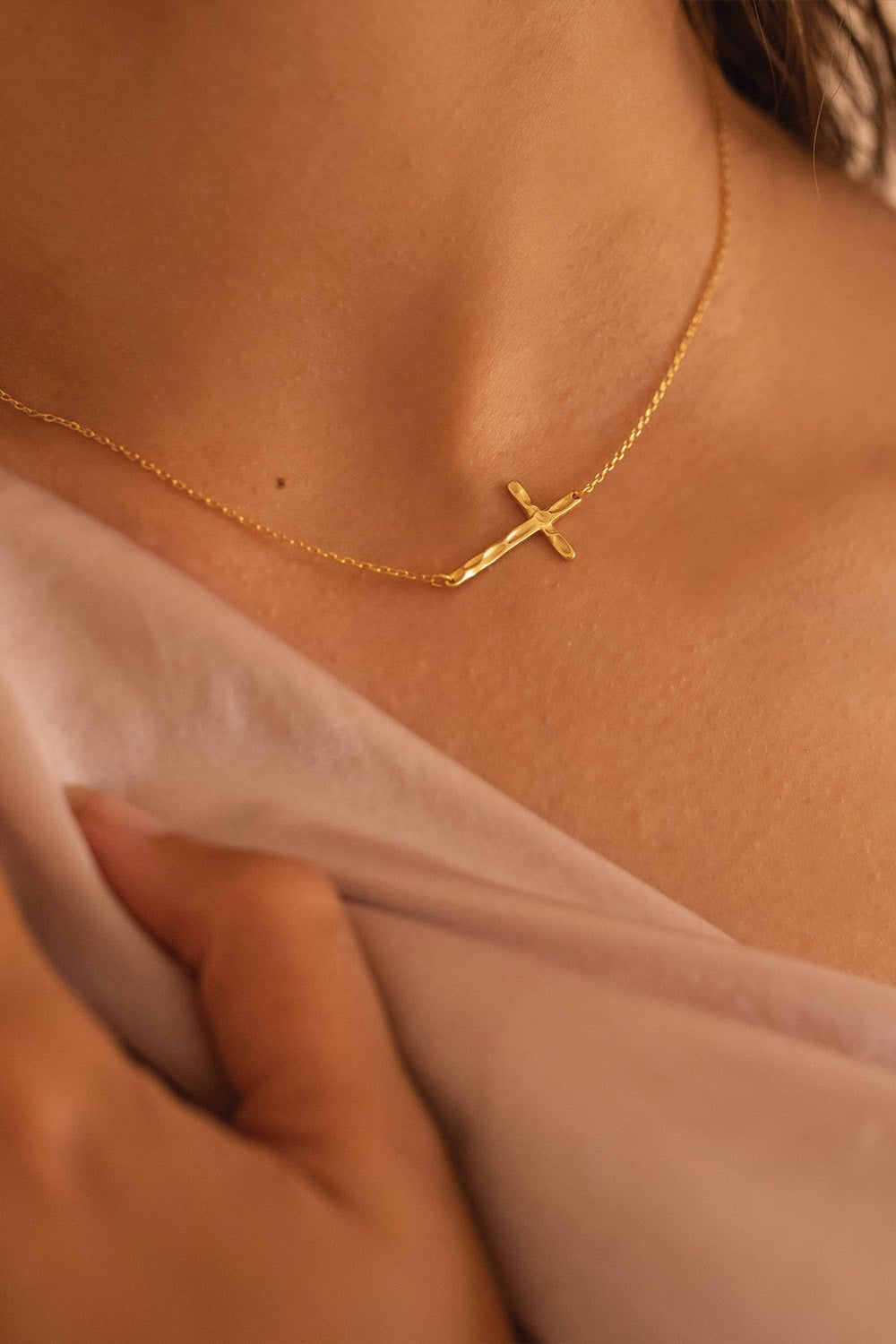 Celyssa Dainty Cross Pendant Choker Necklace