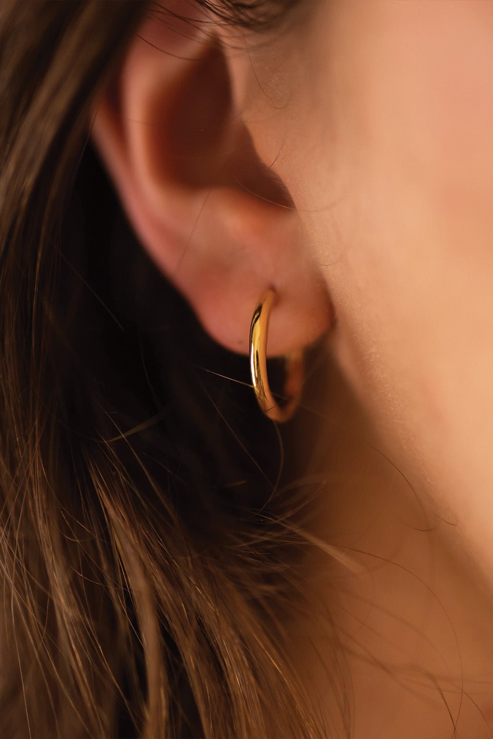 Celyssa Dainty Minimalist Hoop Earrings