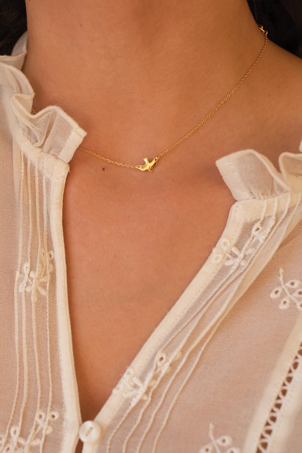Celyssa Bird Pendant Choker Necklace