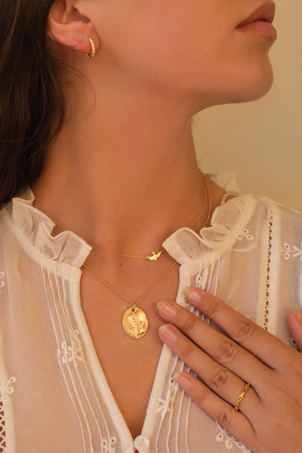Celyssa Bird Pendant Choker Necklace